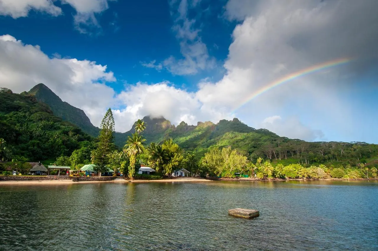 Linareva Moorea Beach Resort Haapiti French Polynesia